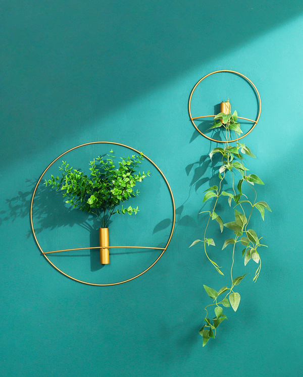 Golden Wall Flower Metal Tube Vase for home decoration