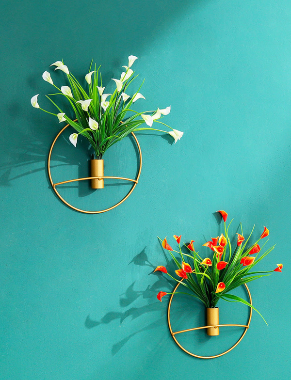 Golden Wall Flower Metal Tube Vase for home decoration